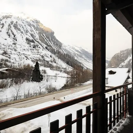 Guesthost - Charming Alpine Flat - * 라튈르