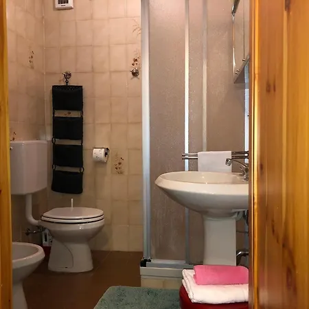 Appartement Guesthost - Charming Alpine Flat -