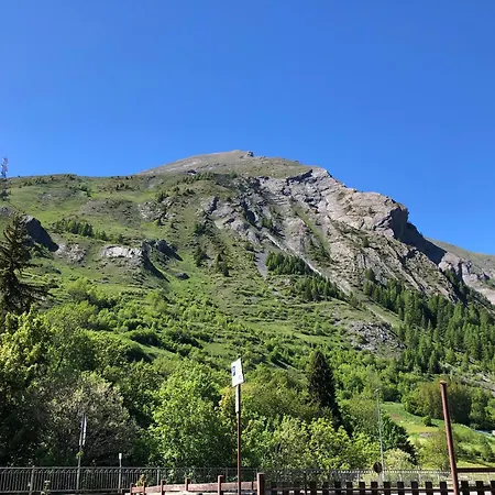 Guesthost - Charming Alpine Flat - Appartement La Thuile