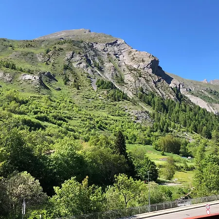 Guesthost - Charming Alpine Flat - La Thuile