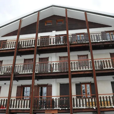 Guesthost - Charming Alpine Flat - Daire